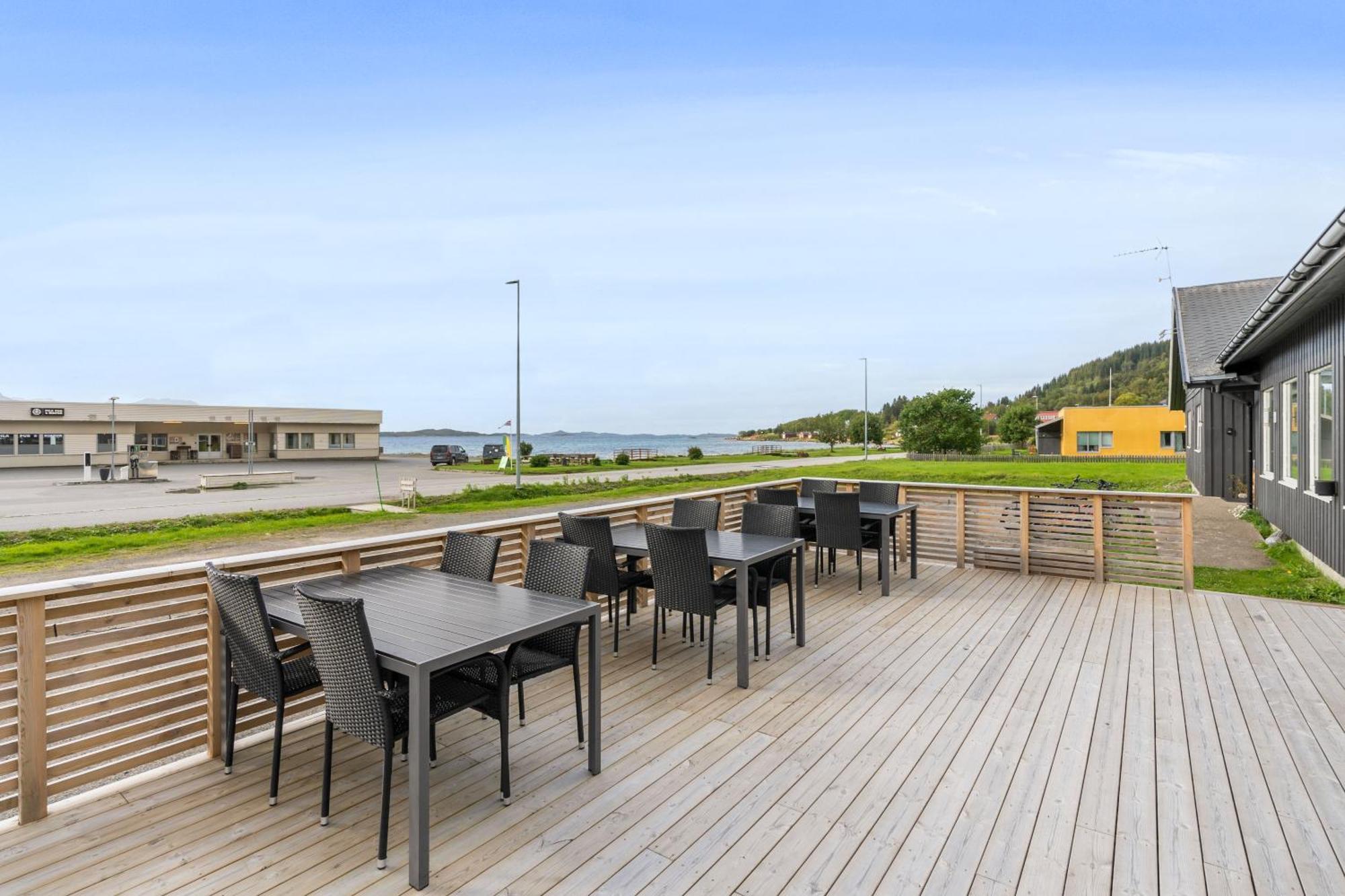 Skagi Bed & Lodge Skaland Eksteriør bilde